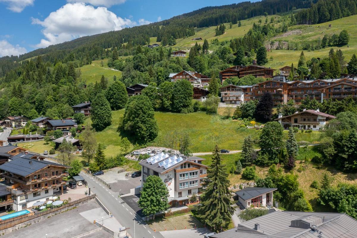 Appartements Fuerstauer, Jokercard Included Saalbach-Hinterglemm Exterior photo